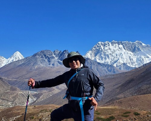 Amazing View Of Everest Pumori Nupse Saar