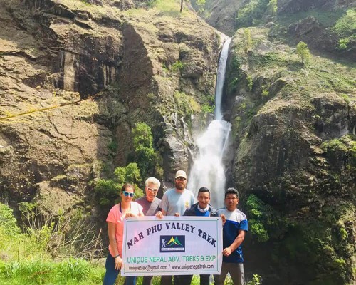 Watarfall On The Way Narphu